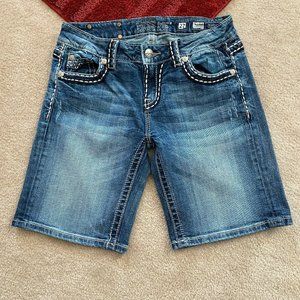 Miss Me 27 Easy Bermuda Denim Shorts Actual W 29.5 x I 9 3/4